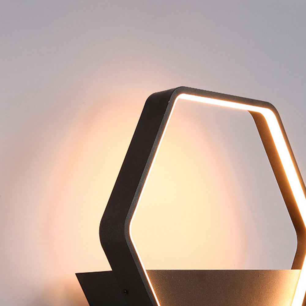 Ray Collection | Modern Outdoor Wall Lamp with Warm LED Light | Stylish Metal Design for Elegant Illumination 6