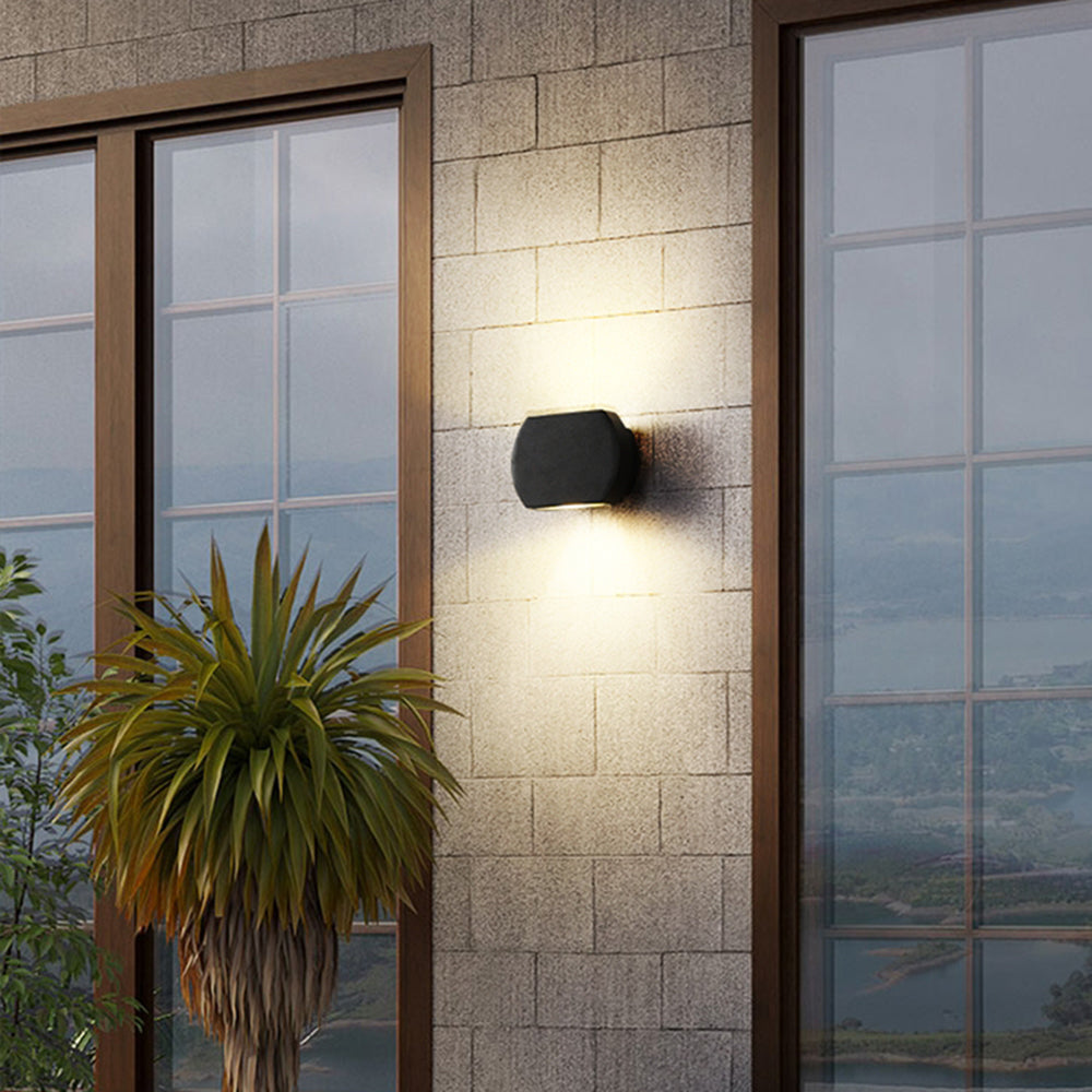 Ray Collection | Modern Outdoor Wall Lantern with Warm Light | Durable Aluminium & Glass Design for Elegant Outdoor Spaces 2