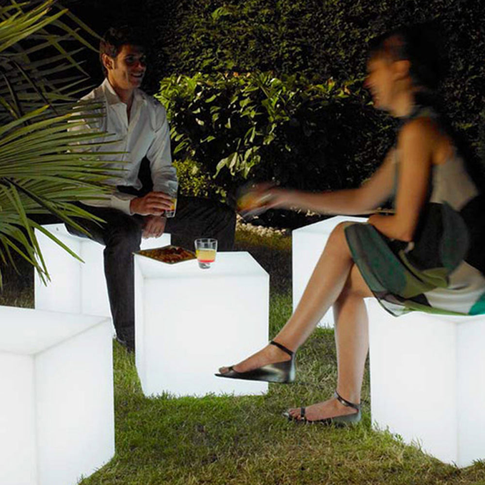 Ray Collection | Outdoor Lamp with Weather-Resistant Design | Elegant Garden Lights for Warm Outdoor Ambiance 4