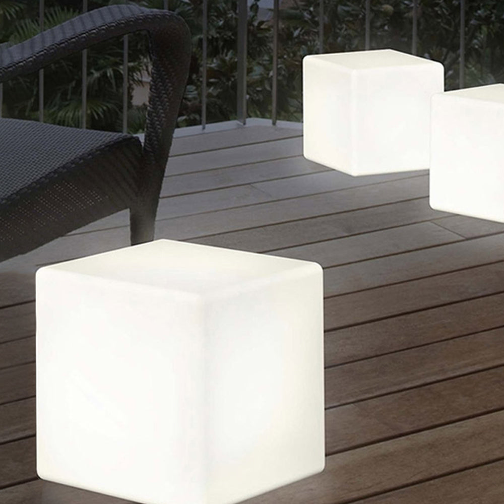 Ray Collection | Outdoor Lamp with Weather-Resistant Design | Elegant Garden Lights for Warm Outdoor Ambiance 6