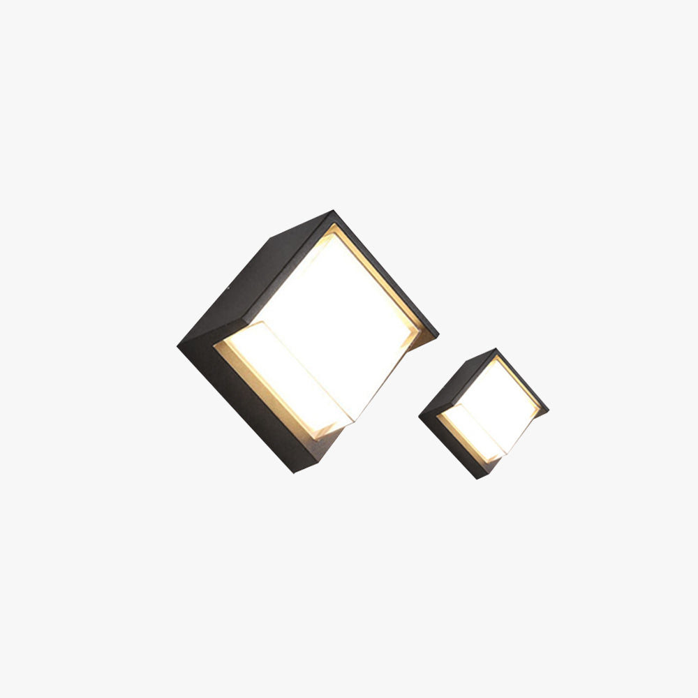 Ray Collection | Outdoor Wall Lamp with Warm LED Light | Modern Design for Patios and Gardens 1