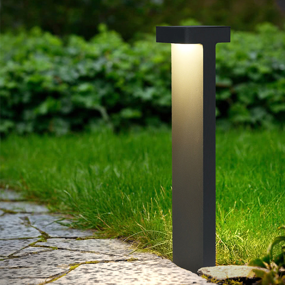Solar Outdoor Path Light | Black/Grey