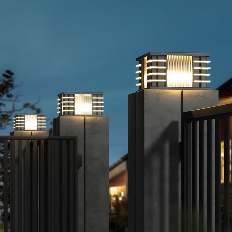 Ray Collection | Solar Outdoor Lamp with Warm LED Light | Stylish Garden Lighting for Patios and Walkways 1