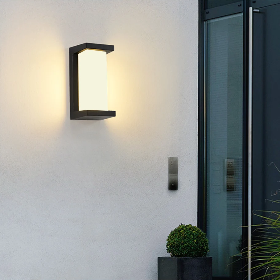 Smart Lighting Solutions | Motion Sensor Wall Light with LED Technology | Hands-Free Illumination for Indoor and Outdoor Use 5
