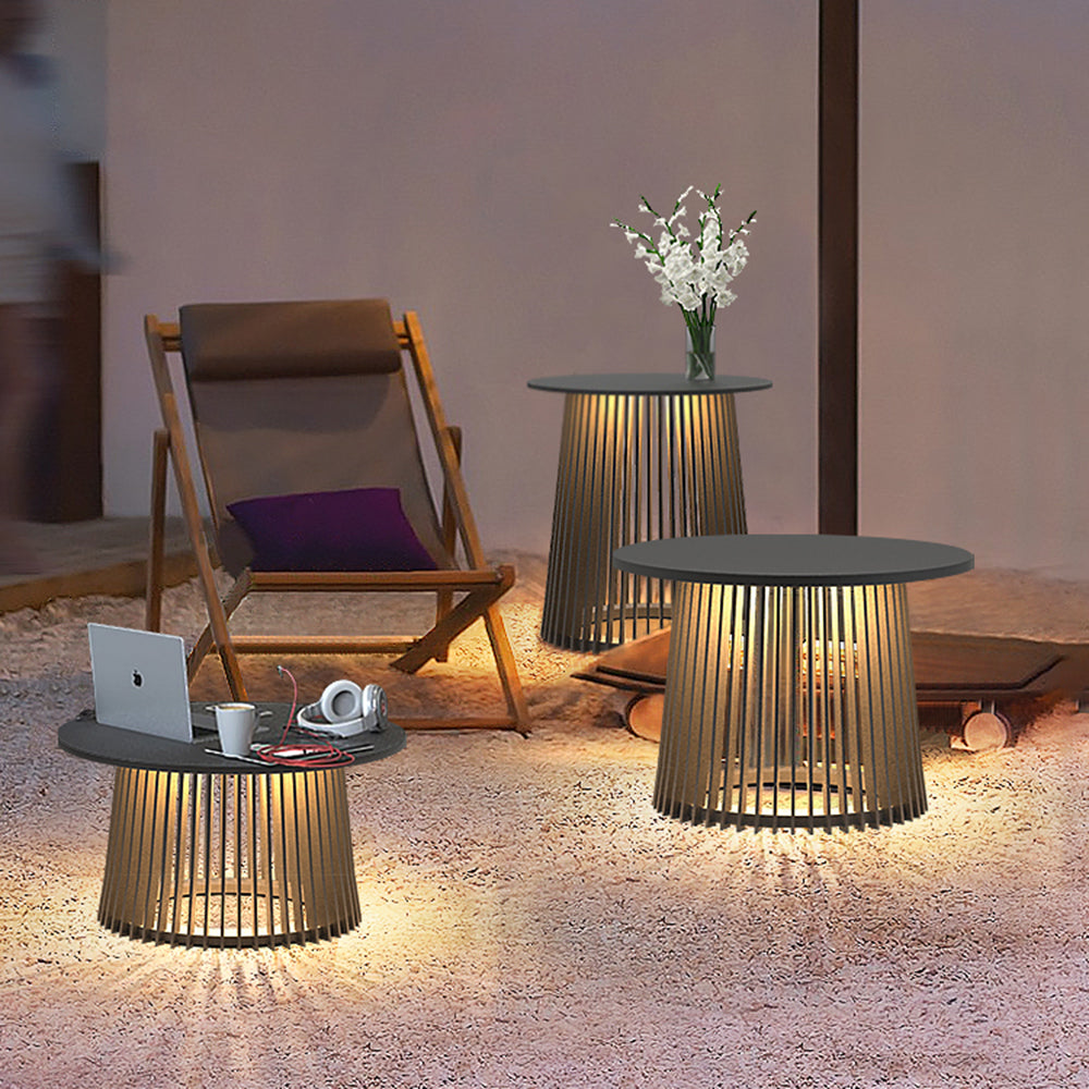 Ray Solar Outdoor Floor Lamp | 4 Sizes