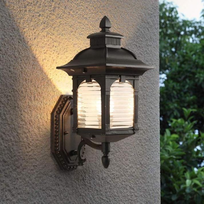 Antique Glass Outdoor Wall Lamp | Black