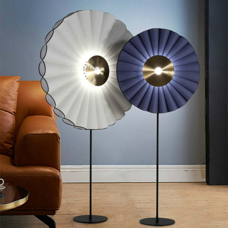 Chan Flower floor lamp in living room
